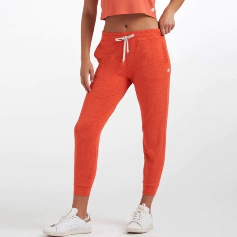 Vuori Performance DreamKnit Jogger Pant Grapefruit Heather
Orange S